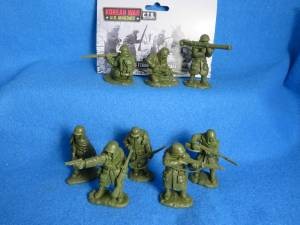 Communist Army Toy Soldiers NEW Korean War 16 in 8 poses CTS - 54MM
