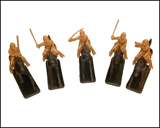  British Empire Cavalry w/pith helmets 5 figures in 5 poses (tan)  w/horses (5528) <FONT COLOR=#CC0000>(54mm) </FONT>