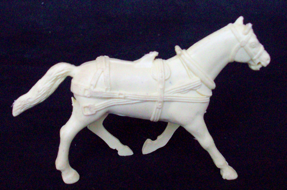 MARX Wagon Horse (original) 1 in 1 pose (flat cream)   <font color=#CC0000>(54mm) </FONT>