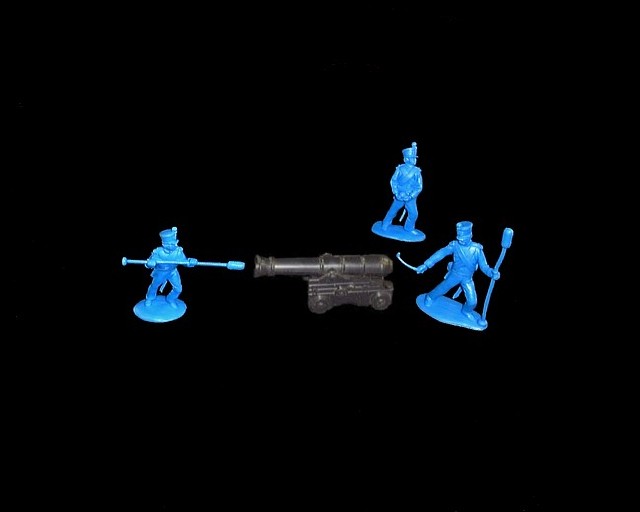 Napoleonic Fort Artillery 3 figures in 3 poses  (blue)  w/cannon <font color=#CC0000>(54mm) </FONT> 