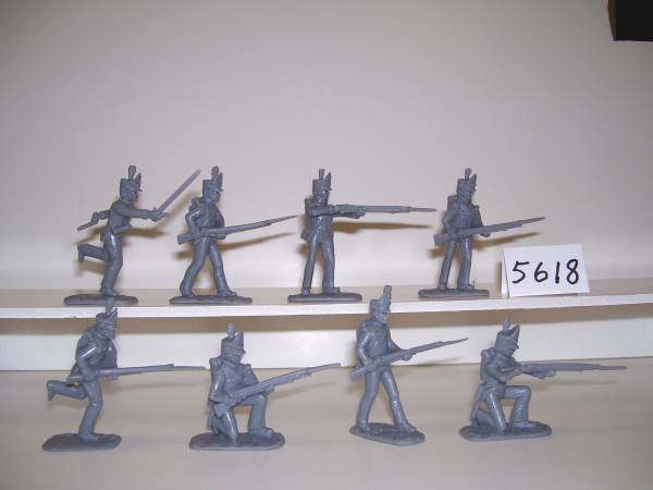 American War of 1812 American Army 16 figures in 8 poses (5616) (54mm) in (dark blue)