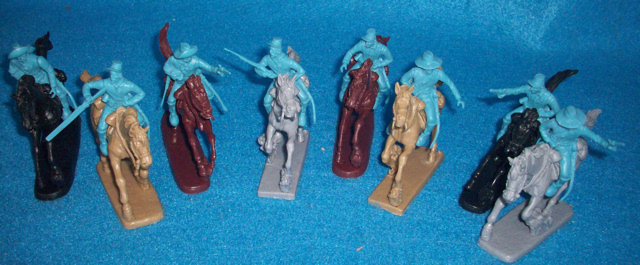 Civil War/Western Cavalry 8 figures in 8 poses w/16 separate arms (gray) and 8 horses <FONT COLOR=#CC0000>(54mm) </FONT>