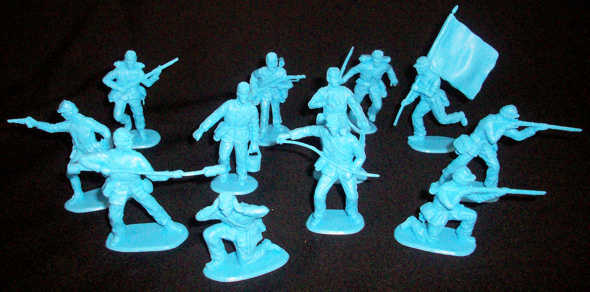 Union Infantry and artillery men, 12 figures in 12 poses, light blue, 54mm