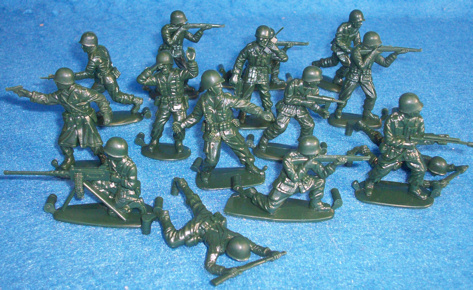 MTB501A WWII GI's 54MM 25 figures in 11 poses (green)