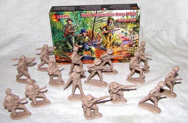 Mars#32007 Vietnam War - North Vietnamese  Army - NVA (54MM) 15 in 8 poses #32007