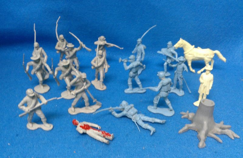 Marx original 1959-63 Civil War Blue + Gray figures