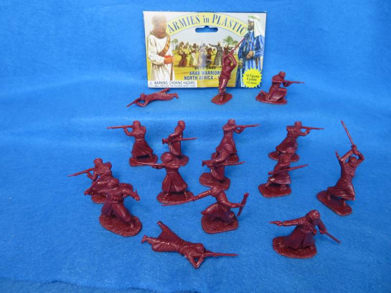 Arab Warriors 16 figures in at least 8 poses  (cranberry)  (5443) <font color=#CC0000>(54mm) </FONT>
