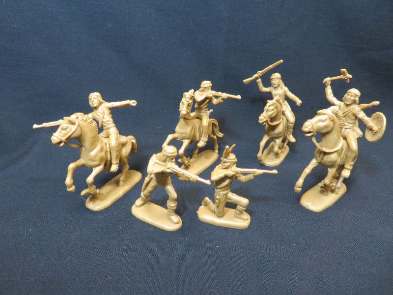 Tin toy soldiers ELITE painted 54 mm Leader of the Britons 1st c BC. 