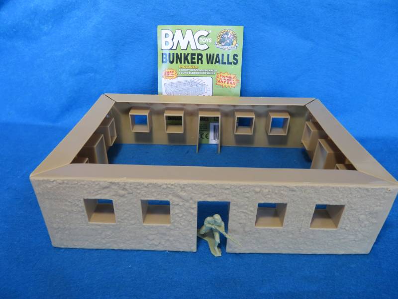 BMC bunker/blockhouse,1/32, plastic 121/8