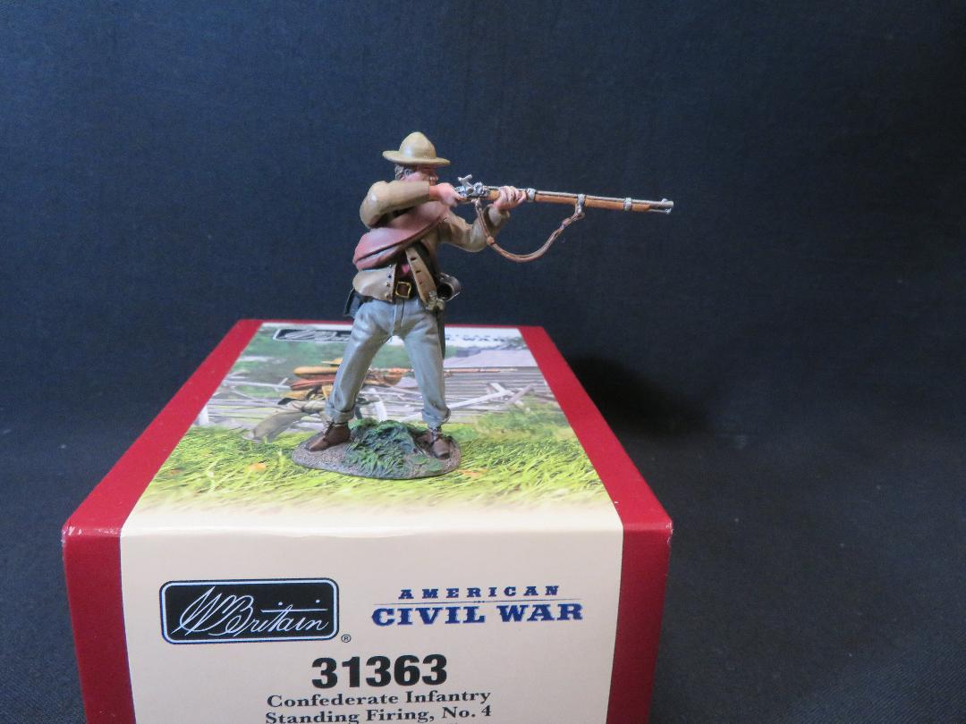 BRT31363 Confederate Infantry Standing Firing  No.4, Painted Metal, MIB