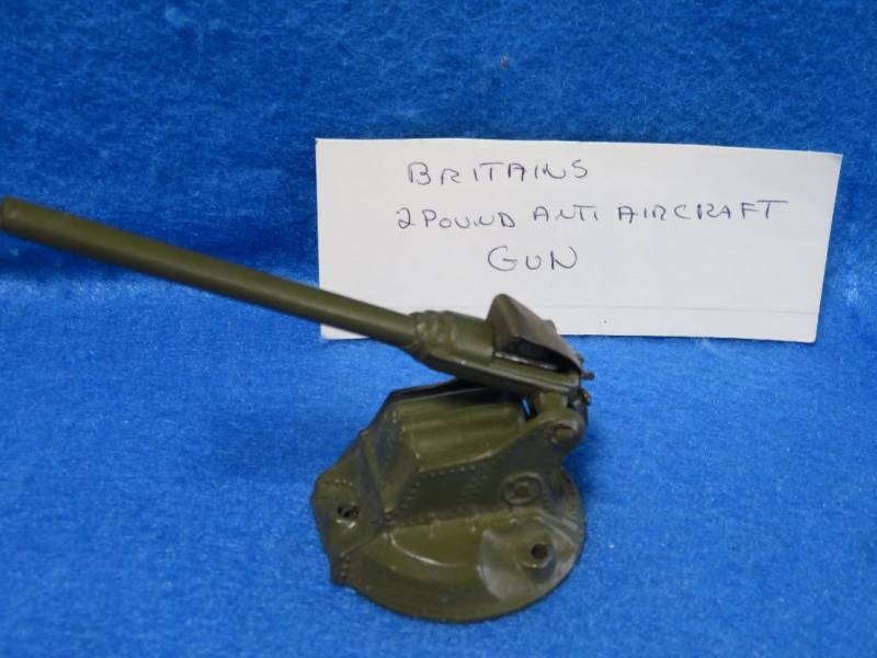 Britains vintage 2 pound anti-aircraft gun , metal, 1/32