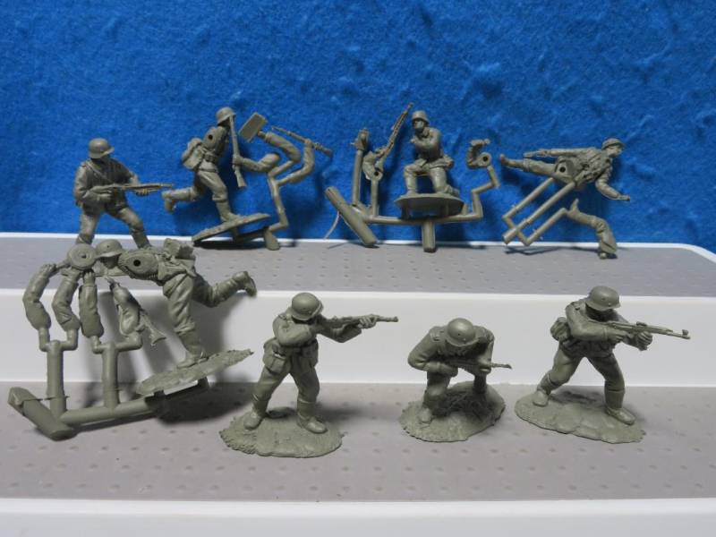 CNT174A Conte WWII German D-Day Wermacht #2 (54MM) 8 in 8 Poses
