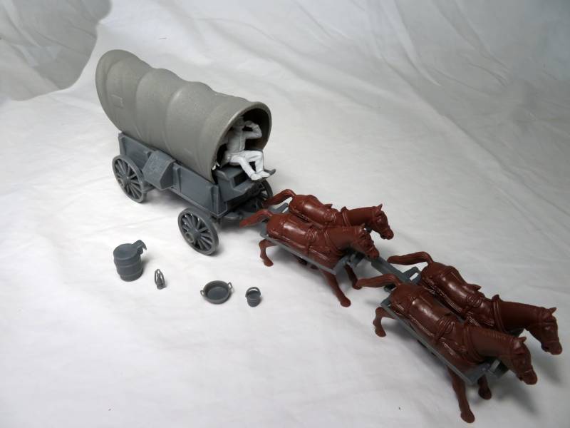 Conestoga Wagon (gray) w/2 different tops (gray), 4 horse hitch and driver  <font color=#CC0000>(54mm) </FONT>