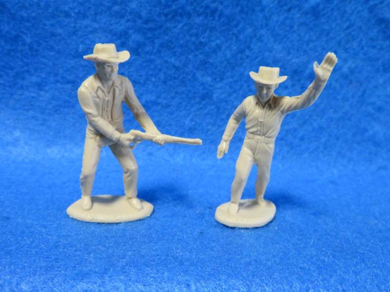 The Rifleman and Mark in tan 54MM
