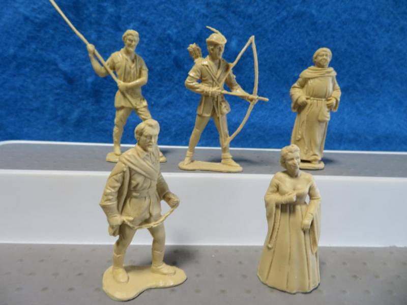 From Geptech: Re-made Richard Greene Robin Hood Character Figure Set, all five Character figures