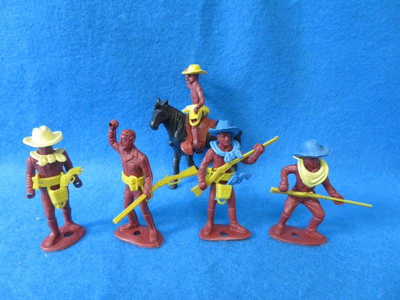 Original 1950's first series cowboys X5, horse and 16 weapons/acc's