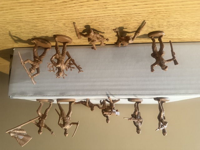 Atlantic WWII Japanese 11 figures plus machine gun