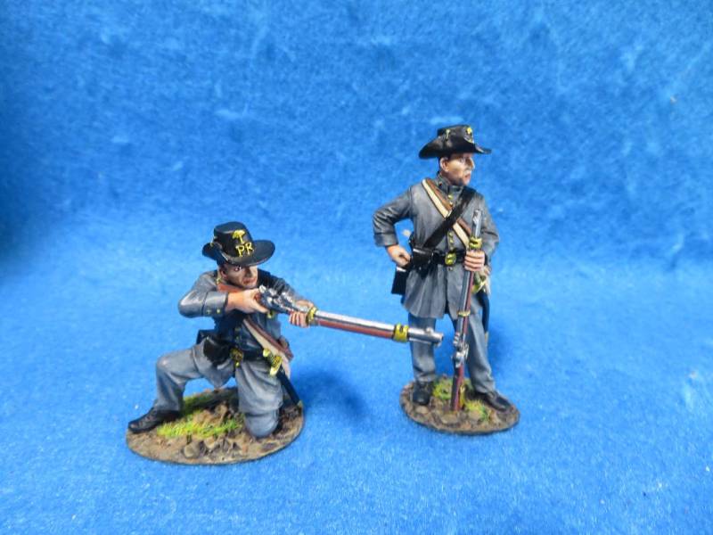JJD117A Confederate Toy Soldiers X 2, Painted Metal