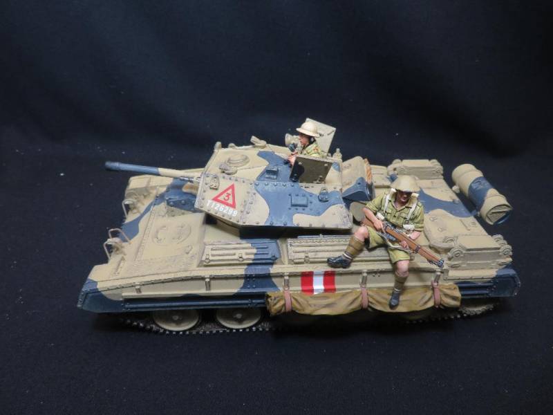 K&CEA029 King & Country, WWII Canadian Crusader Tank, Painted Metal, MIB