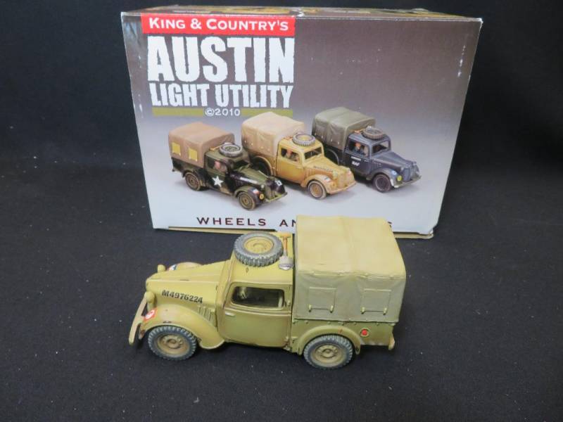 K&CEA056 King & Country, 8th Army Austin Light Utility, Painted Metal