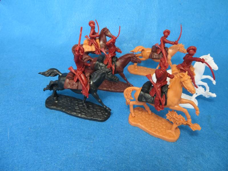 LOD Enterprises Revolutionary War Cavalry 6 figures (in red) plus 6 horses