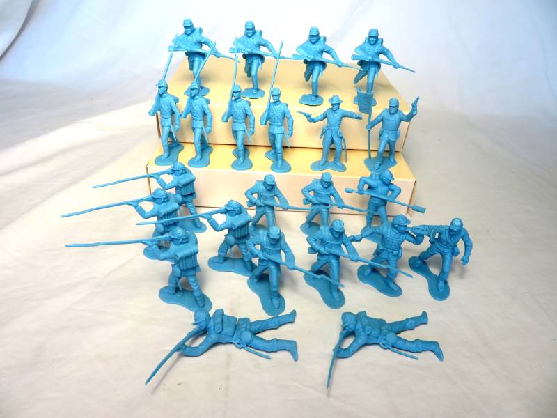 Union Infantry  22 figures in 10 poses (light blue)   <font color=#CC0000>(54mm) </FONT>