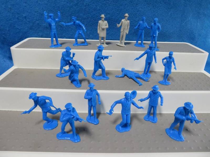 Marx Untouchables & Characters (Grey & Blue) 54MM 30 in 18 poses