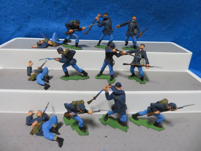 Hand painted Civil War Union vintage Andy Gard,12 fig's in 6 poses, 60mm