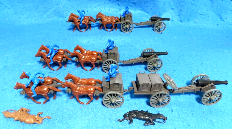 Special Civil War Union artillery battery, 3 limbers with crews , caisson+ 3 cannon, 1/32 