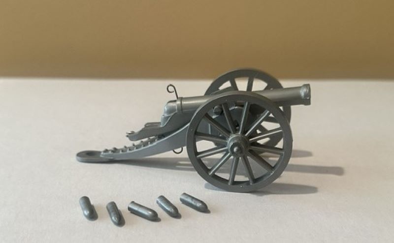 Marx vintage 1950's Fort/Alamo firing cannon + 10 re-issue shells black